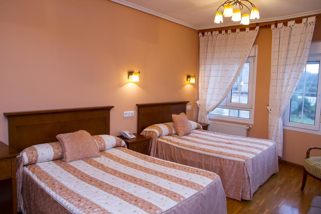 פראביה Hotel Los 14 מראה חיצוני תמונה